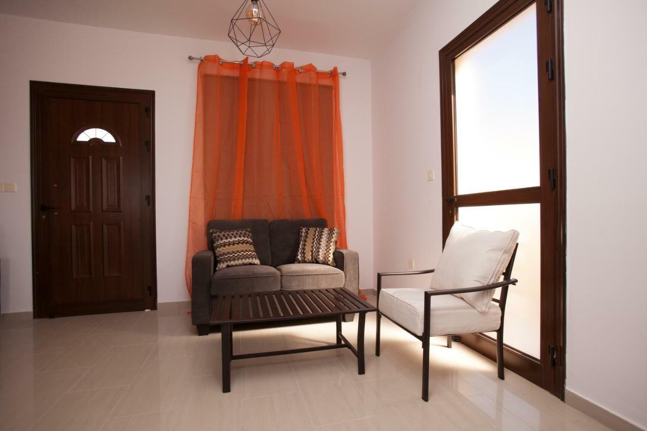 Dafni Villa 19 Paralimni Bagian luar foto